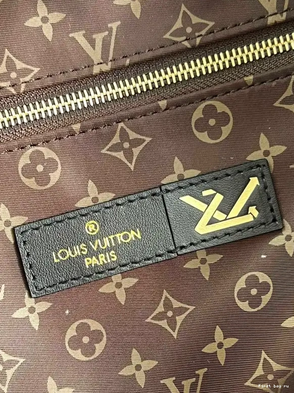 First bag ru VUITTON ONTHEGO GM LOUIS 0627